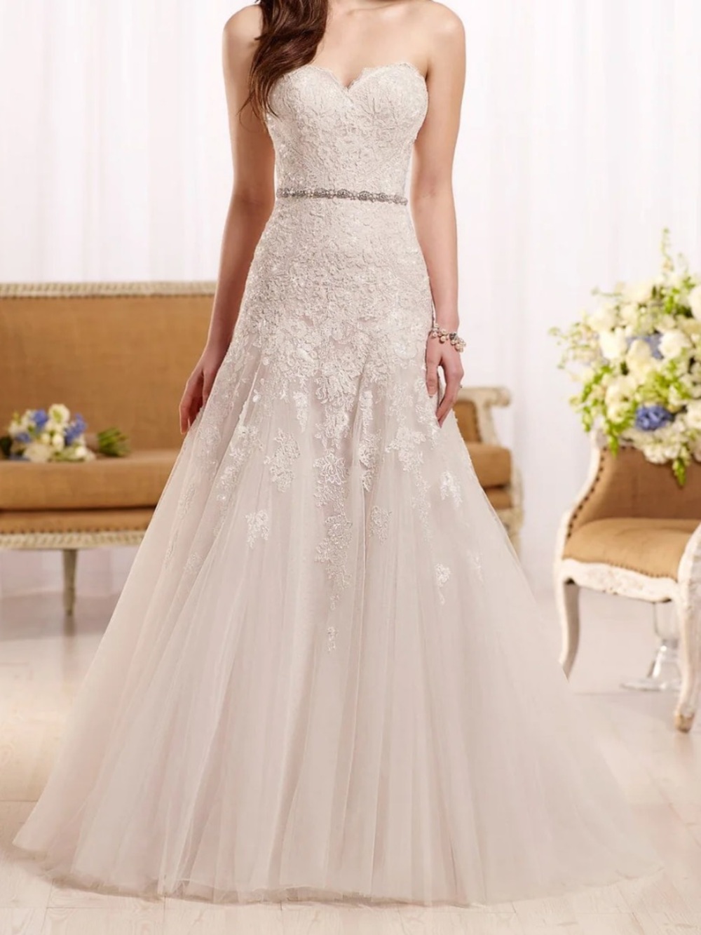 Essence of Australia D2122 - NWT Strapless Lace A-Line Wedding Dress in Ivory - Picture 7 of 7